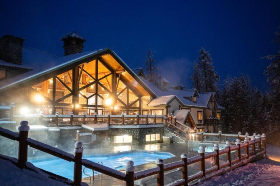Lizard Creek Lodge Fernie Exterior foto