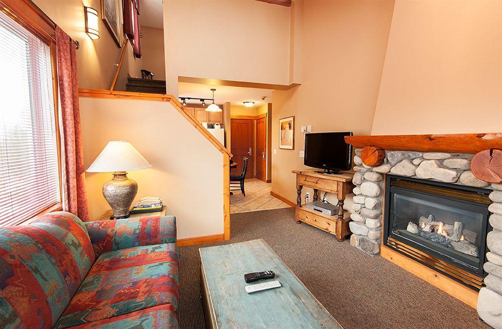Lizard Creek Lodge Fernie Exterior foto